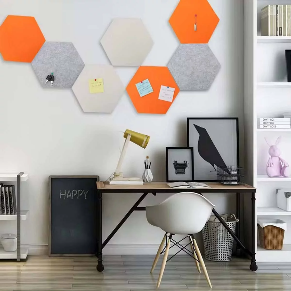 Home office arredato con pannelli decorativi fonoassorbenti moderni