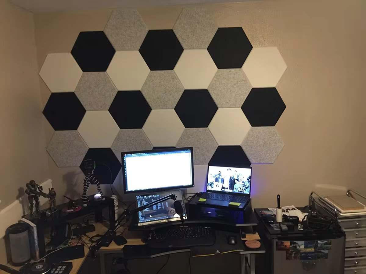 pannelli isolante acustico in diversi colori a parete