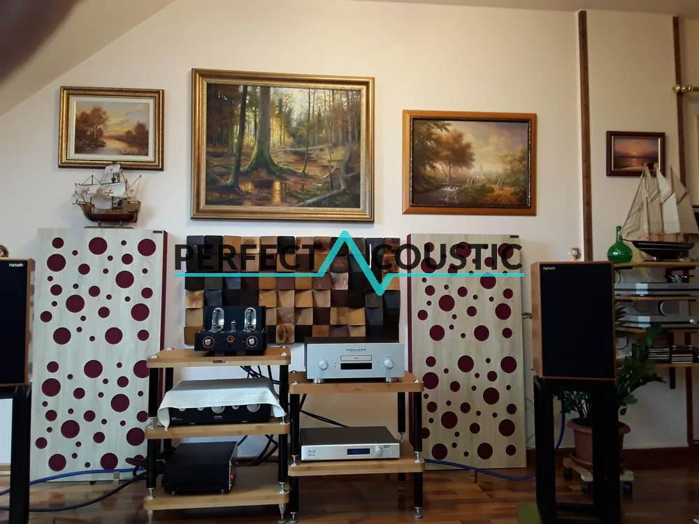 Varianti di pannelli acustici da studio in una stanza musicale elegante